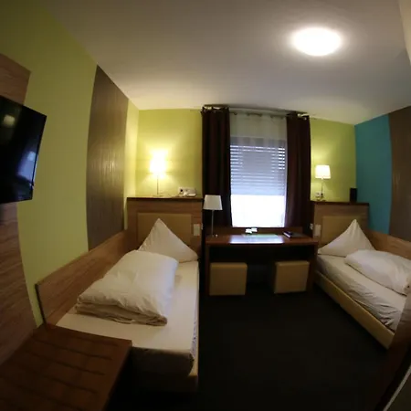Gaestehaus Palmengarten בית הארחה 3*