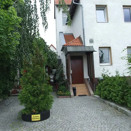 Konukevi Gaestehaus Palmengarten Nürnberg