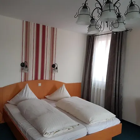 Gaestehaus Palmengarten 3*